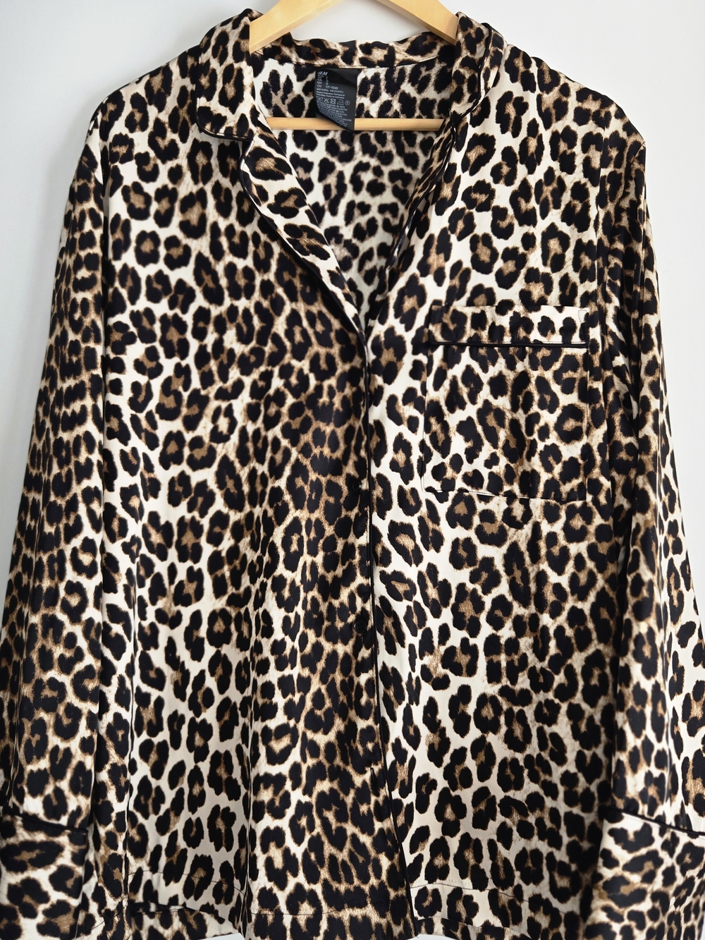H&M Leopard Print Button-Down Top And Pants Set in Brown and Black